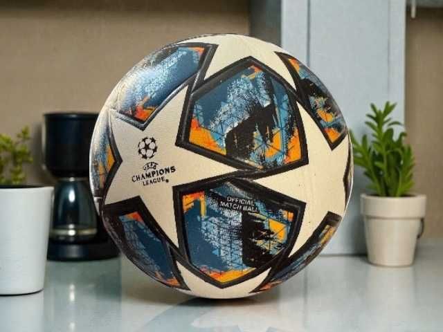 Мяч футбольний розмір 5 ліга чемпіонів великий вибір  Розпродаж