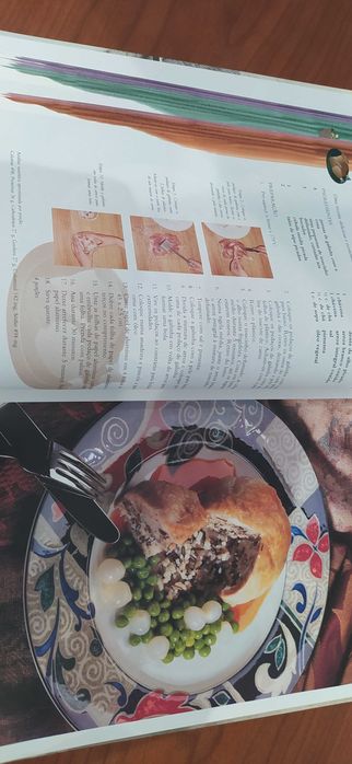 Livro "Um Tesouro de Cozinha Clássica"