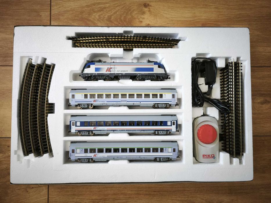 Zestaw PIKO H0 97906 PKP InterCity