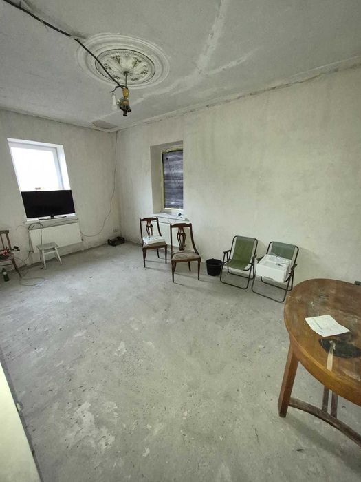 Продам новий двоповерховий будинок 150м2 в Новій Боярці, 6 соток.