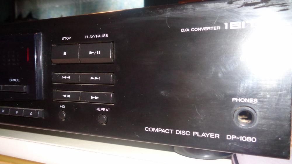 Odtwarzacz CD Kenwood DP-1080