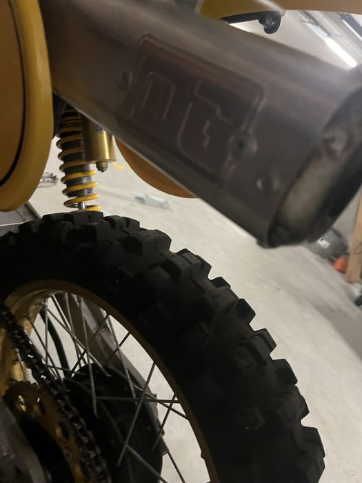 Suzuki RM400 – Motocross vintage | Coleção