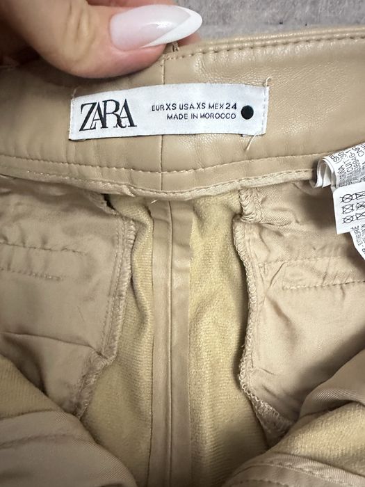 Шкіряні шорти Zara
