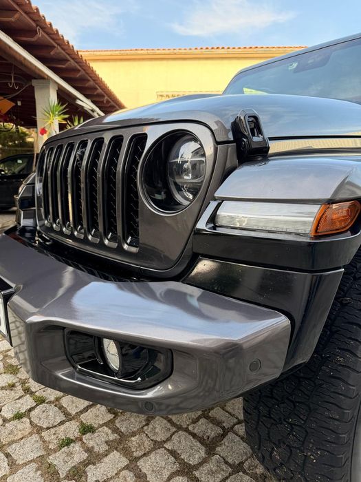 Jeep Wrangler 4xe aniversário
