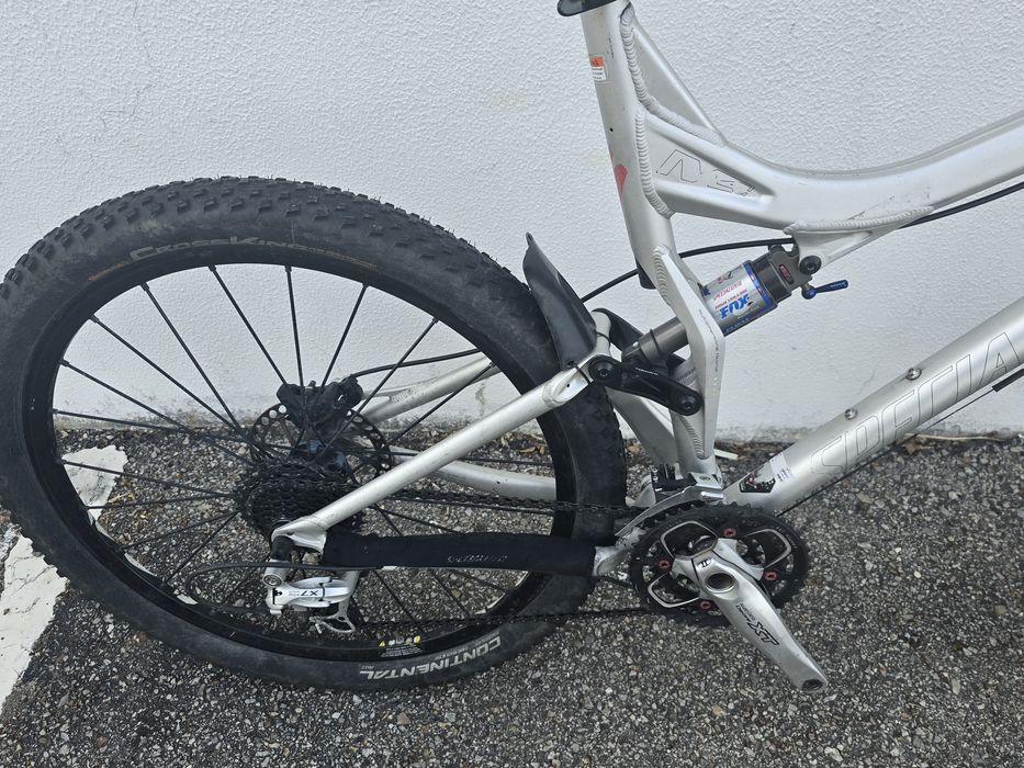Specialized stumpjumper xl bem equipada