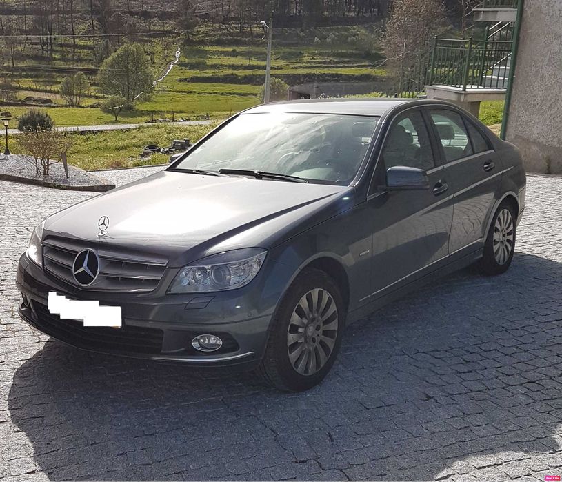 Mercedes-Benz C220