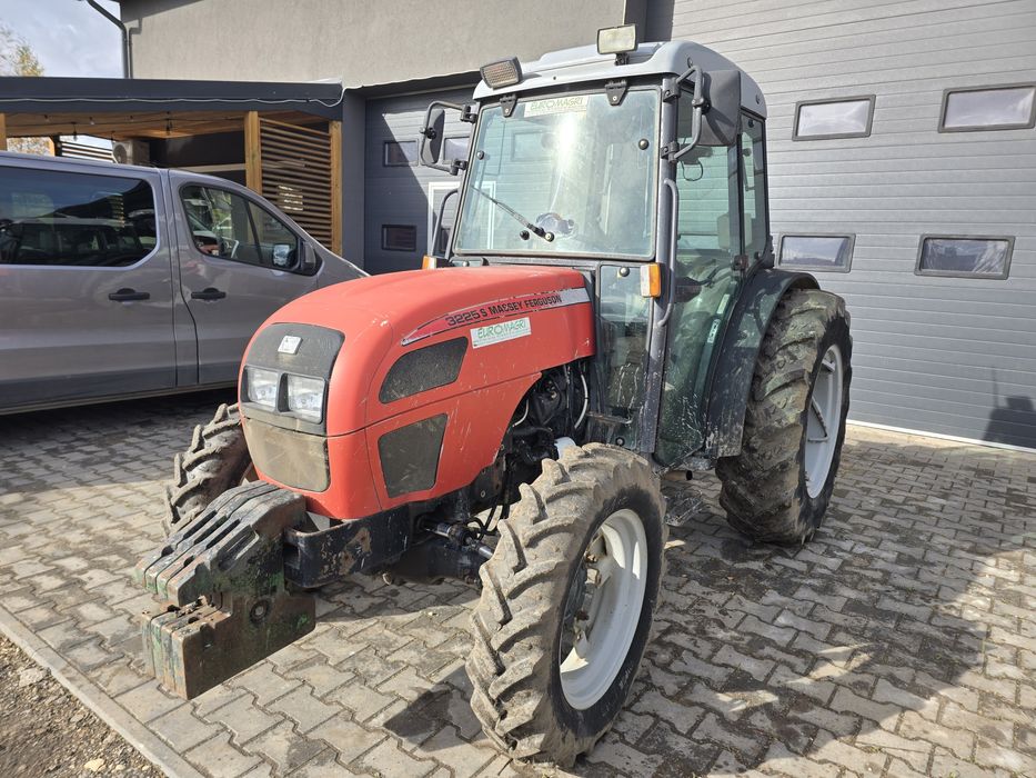 Massey Ferguson 3225s 2000r. 60km 4x4 sadownik ogrodniczy