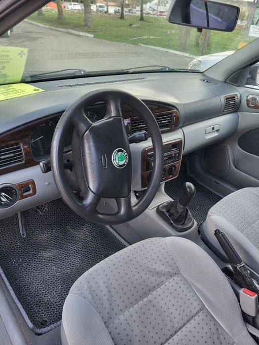 Skoda Octavia tour 1.6 МРІ