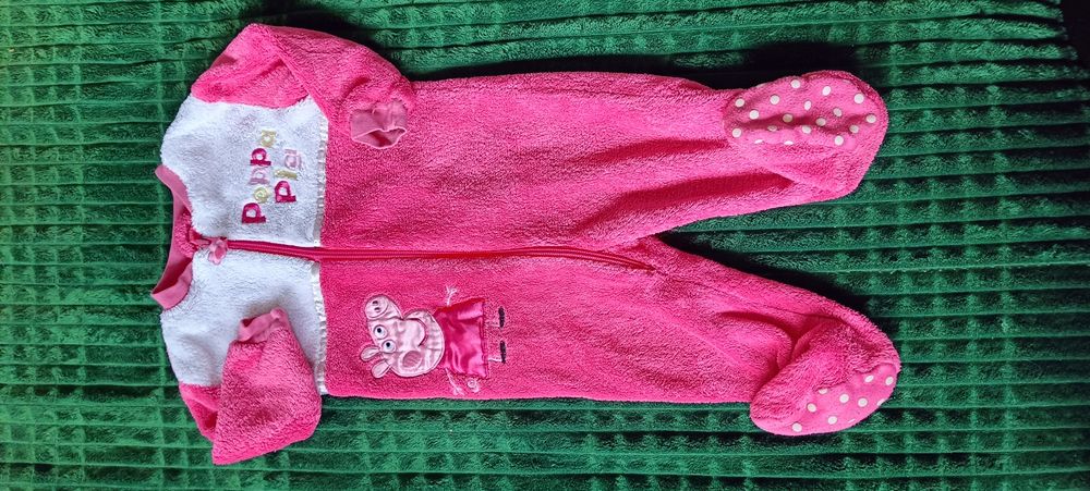 Śpioszek świnka Peppa 80