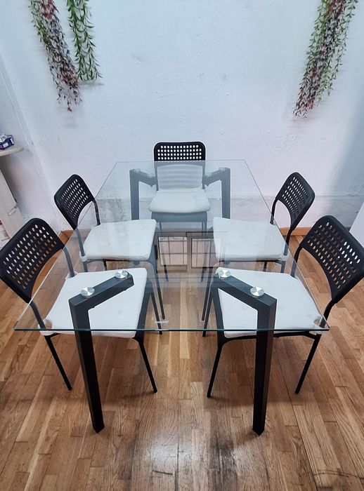 Mesa vidro  com cadeiras