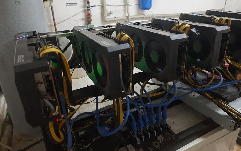 Майнинг ферма на 6 видеокарт продажа БЕЗ карт