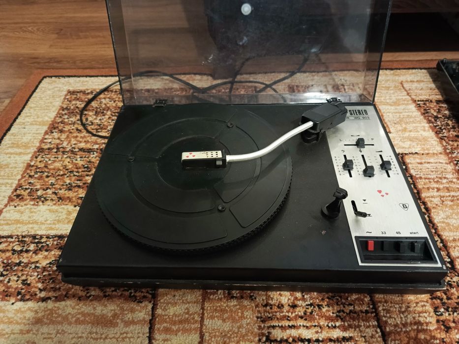 Gramofon unitra Artur wg 903