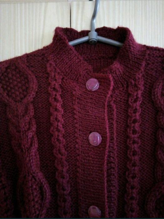 Кардинал вязаный теплый