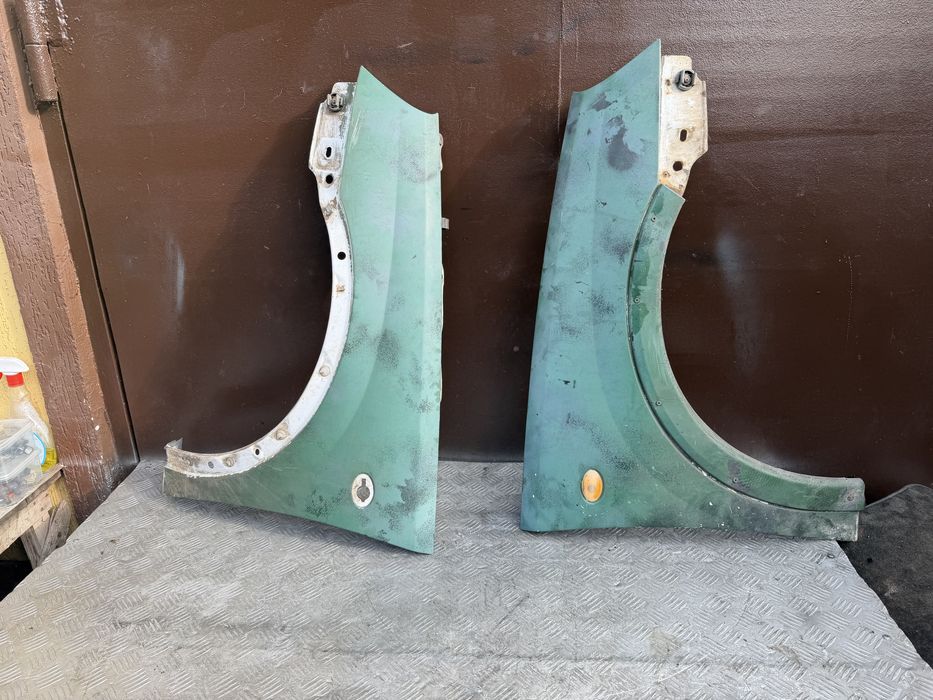 Крыло Опель комбо с opel combo c год 2003