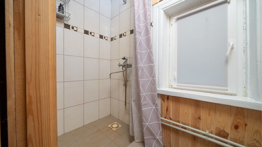 Будинок дача з ремонтом Седнев груба скважина погреб