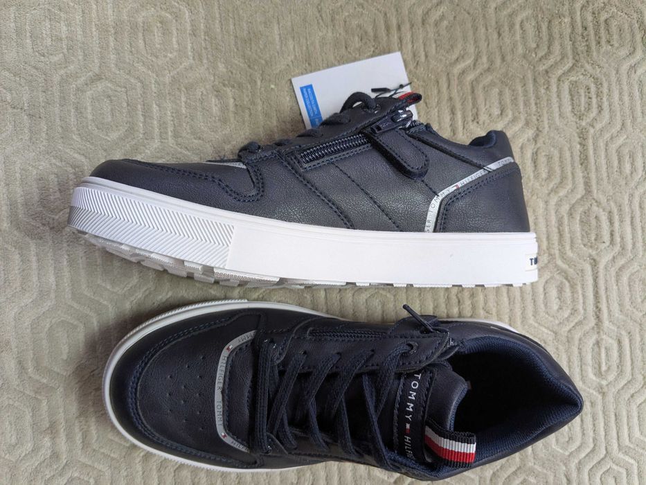 Tommy Hilfiger sneakersy granatowe na zamek rozm. 36