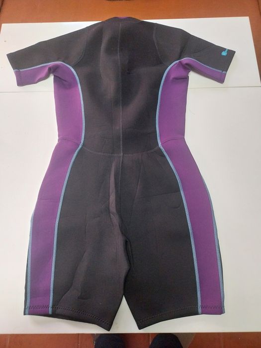 Fato bodyboard novo