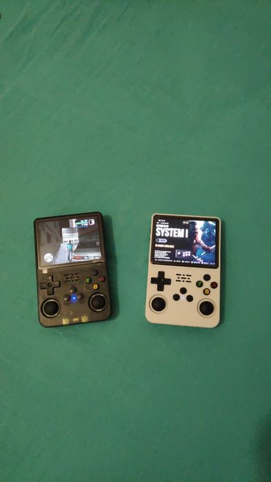Consola Portátil R36S
