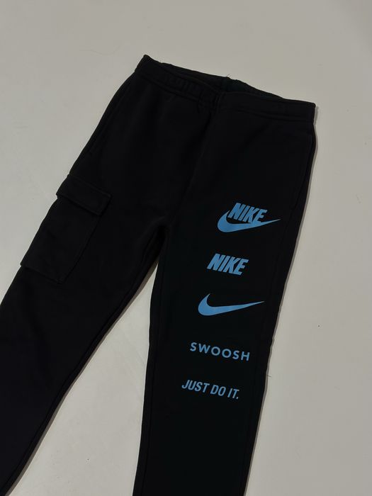 Спортивні штани Nike cargo на флісі, оригінал