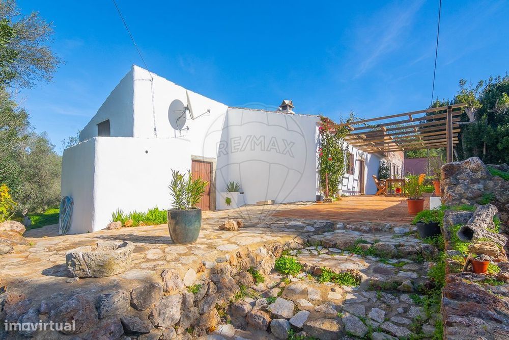 Moradia T2 para venda