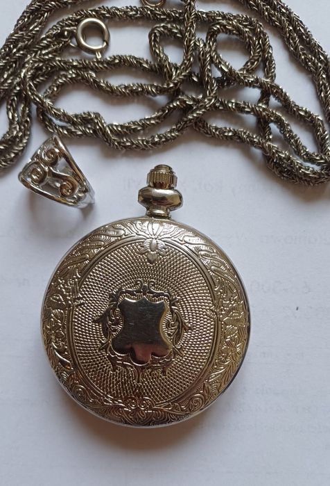 Stary zegarek kieszonkowy z łańcuszkiem Rojas Quartz