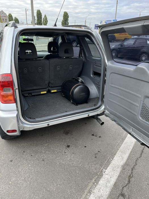 Продам  Toyota RAV4