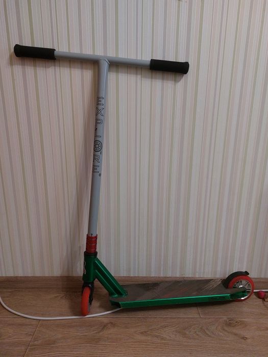 Самокат трюковой