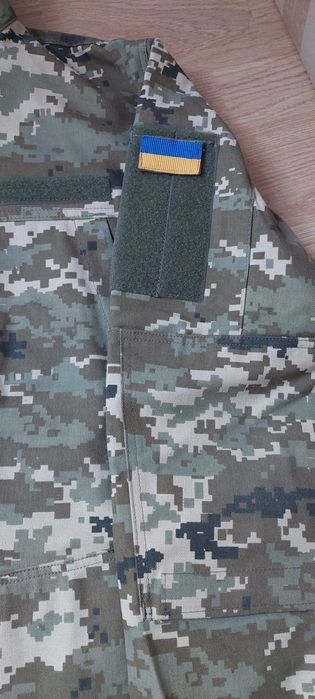 Продам военные куртки.