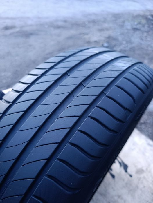 Шина  215/60/16 Michelin