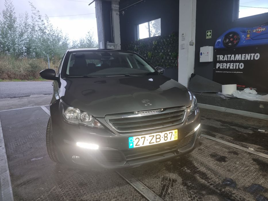 Peugeot 308 2016