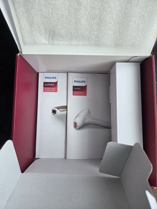 Фотоепілятор Philips Lumea IPL Hair Removal 7000
