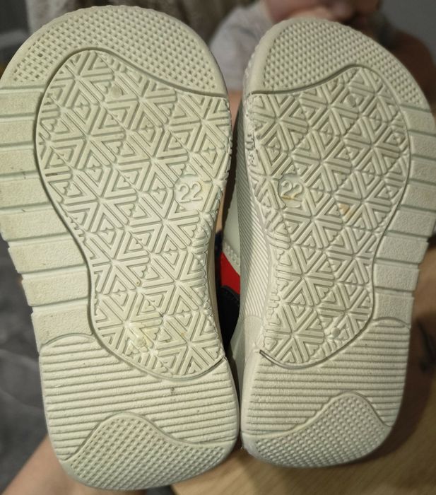 Buty chłopięce 22