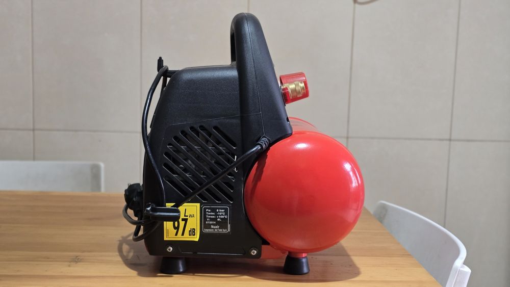 Compressor de ar MECAFER 6L 1.5hp 8 Bar