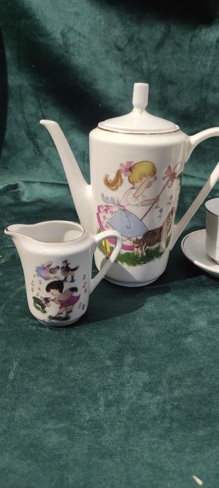 Antyczny Dziecięcy zestaw porcelany z lat 70
