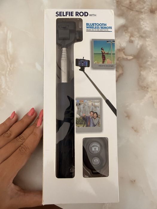 Selfie stick com comando