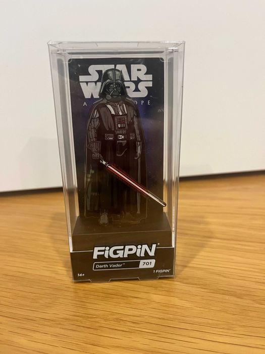 Vendo FigPin do Darth Vader #701 (Star Wars) como novo