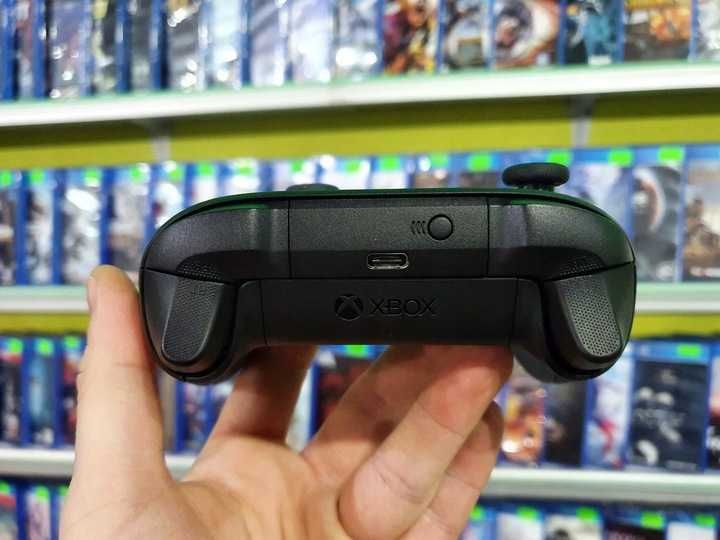 Oryginalny pad Microsoft Xbox Series S X One Carbon Black Czarny