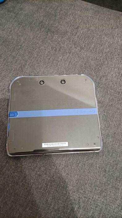 Nintendo 2Ds desbloqueada(ou troco)
