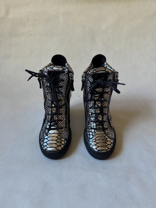 Guiseppe Zanotti Design Python Print Wedge High Top Y2K Sneakers сникерсы на платформе