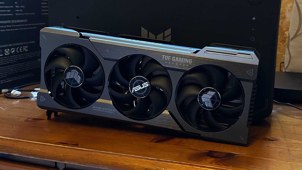 Відеокарта ASUS TUF Gaming RX 7900 XTX 24GB GDDR6 24GB 384bit