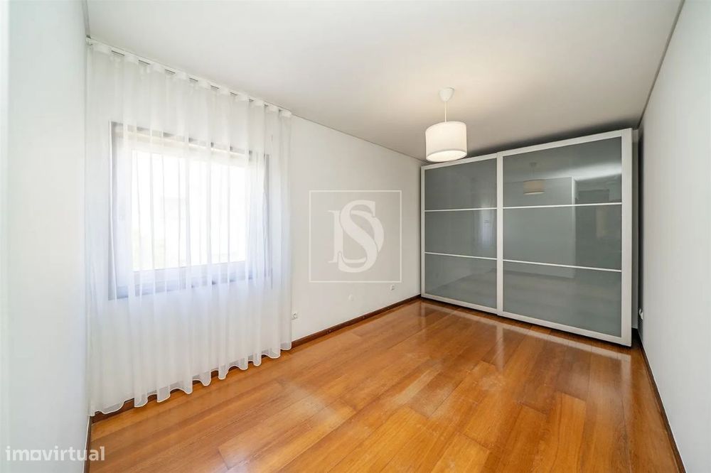 T2 com suíte, varanda e garagem | Benguiados, Vila do Conde