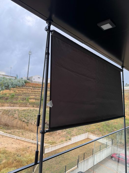 Toldo vertical para exterior ajustável