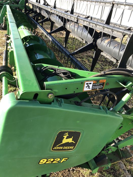 Жниварка John Deere 922  f.