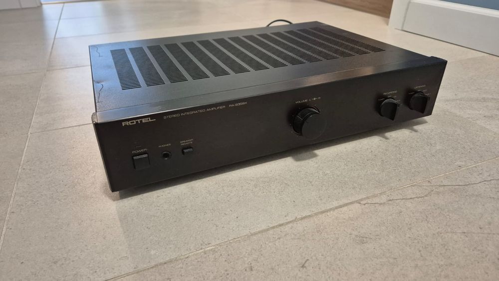 Wzmacniacz stereo ROTEL RA-935BX