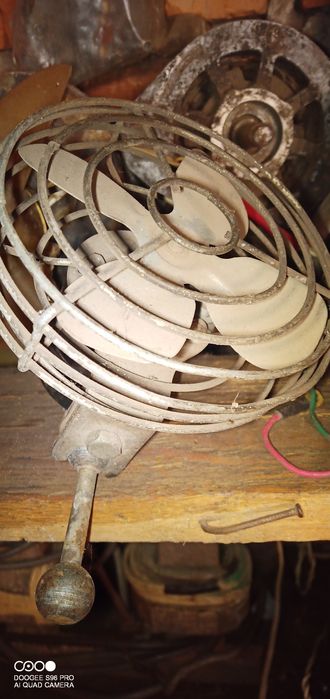 Вентилятор в кабіну трактора чи авто.