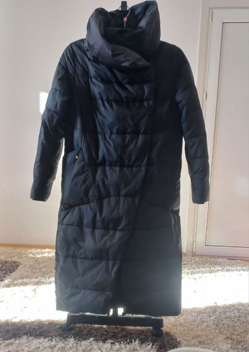 Тепла зимова куртка