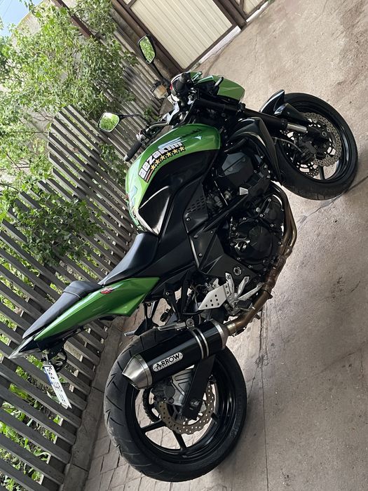 Kawasaki Z750 2012 год, отличное состояние, Arrow, чип