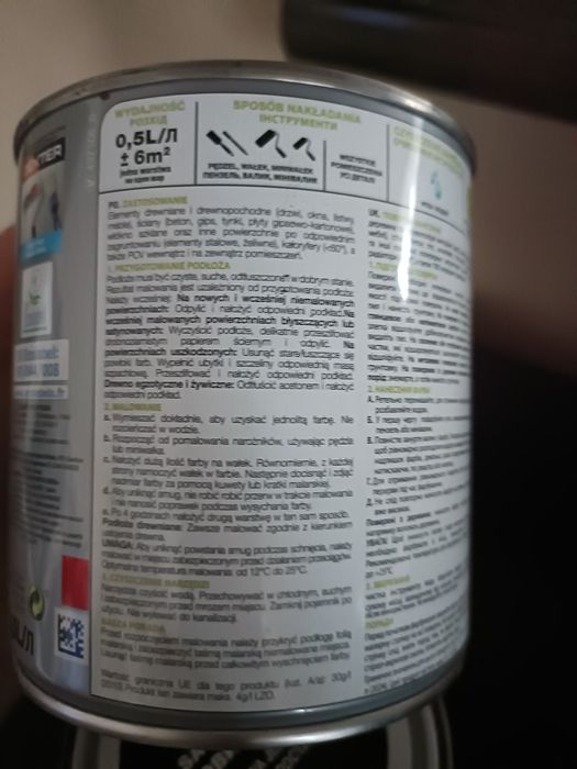 Emalia akrylowa jednowarstwowa 0.5 l Black Satynowa LUXENS