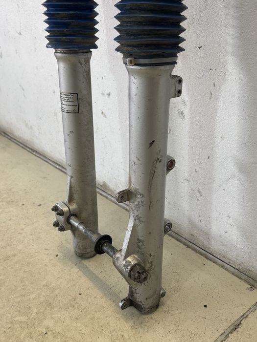 Lagi Zawieszenie Przednie Przód YAMAHA XT600 2KF