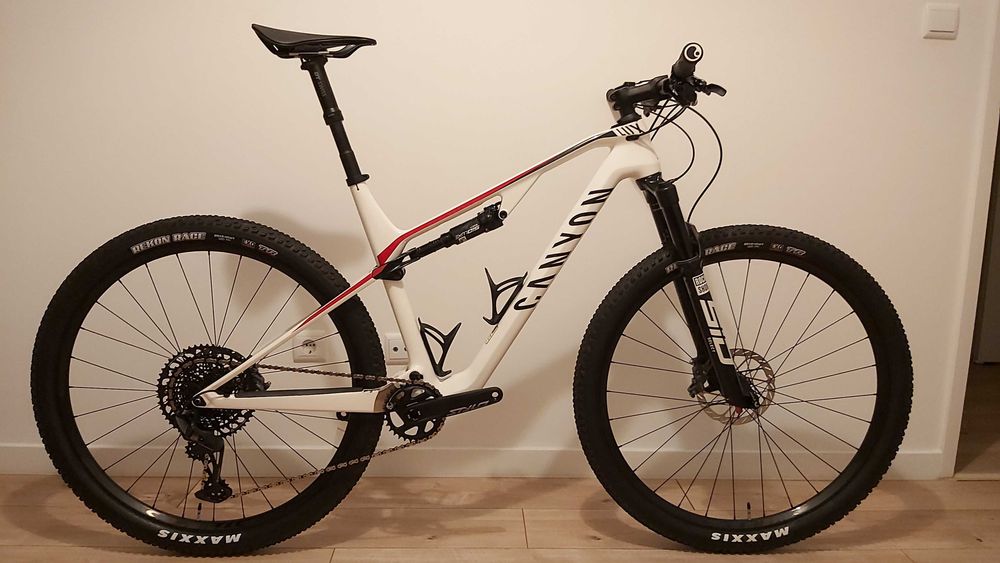 Canyon Lux CF 6 Carbono - Sram GX Eagle - Tam L - Roda 29"